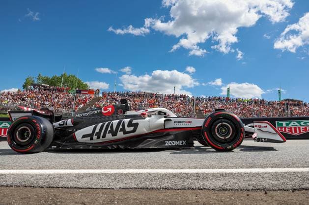 Esteban Ocon MoneyGramm Haas 31 comes out of the pit lane, Qualifying, Grand Prix of Austria, Motorsport, Men, Formula 1, 28 06 2025 Spielberg Styria Austria Copyright: xkolbert-press ChristianxKolbertx