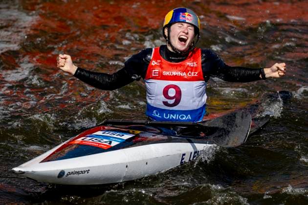 Bilder des Jahres 2025, Sport 06 Juni Sport Bilder des Tages Evy Leibfarth from USA reacts in Women s Kayak Final (K1) within 2025 ICF Canoe Slalom World Cup in Prague, Czech Republic, on June 28, 2025. (CTKxPhoto OndrejxDeml) CTKPhotoP2025062804075  CTKPhotoP2025062804075