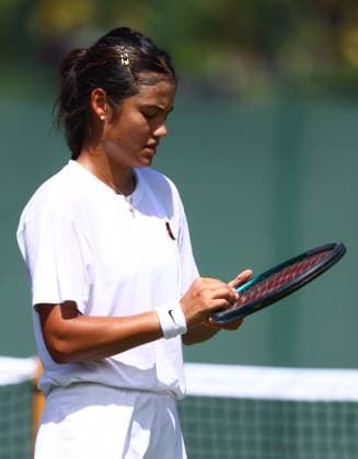 Wimbledon Championships 2025 AELTC, Saturday Practice, London, UK - 28 06 2025 Emma Raducanu (GBR) Practices at Wimbledon ahead of the 2025 Championships London Wimbledon London GBR, UK NEWSPAPERS OUT Copyright: xMarkxGreenwoodx
