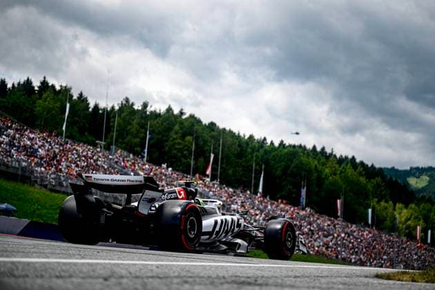 F1 Grand Prix of Austria - Qualifying Oliver Bearman of the Moneygram Haas F1 Team drives the Haas Ferrari VF-25 during free practice at the FIA Formula One World Championship, WM, Weltmeisterschaft F1 Austria Grand Prix in Spielberg, Austria, on June 28, 2025. Spielberg Austria  Copyright: xLucaxBarsalix originalFilename:barsali-notitle250628_npFG9.jpg