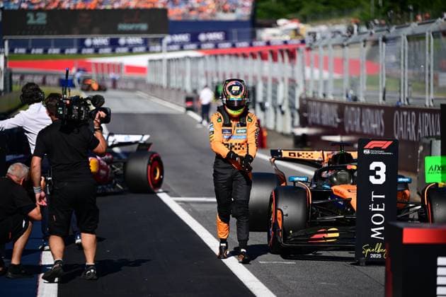 F1 Grand Prix of Austria - Qualifying Oscar Piastri of the McLaren F1 Team drives and celebrates after qualifying during the 12th round of the Formula 1 World Championship, WM, Weltmeisterschaft at the Red Bull Ring in Spielberg, Styria, Austria, on June 27, 2025. Spielberg Styria Austria  Copyright: xAndreaxDiodatox originalFilename:diodato-formula1250627_npPg1.jpg