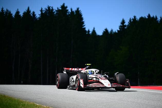 F1 Grand Prix of Austria - Qualifying Car number 98 drives during qualifying for the 12th round of the Formula 1 World Championship, WM, Weltmeisterschaft at the Red Bull Ring in Spielberg, Styria, Austria, on June 27, 2025. Spielberg Styria Austria  Copyright: xAndreaxDiodatox originalFilename:diodato-formula1250627_npkSK.jpg