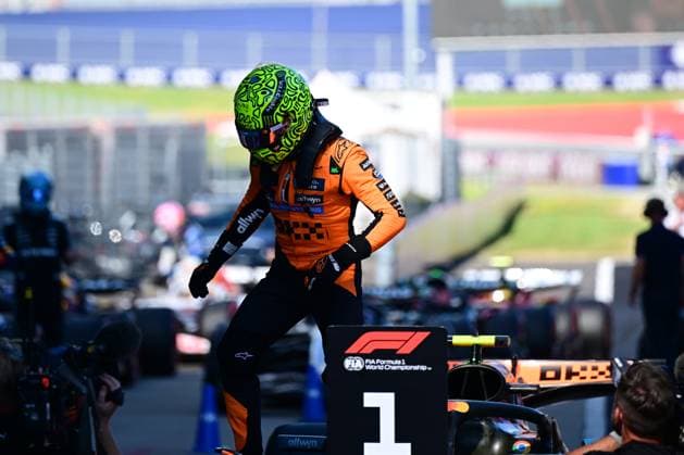 F1 Grand Prix of Austria - Qualifying Lando Norris of the McLaren F1 Team drives and celebrates after qualifying during the 12th round of the Formula 1 World Championship, WM, Weltmeisterschaft at the Red Bull Ring in Spielberg, Styria, Austria, on June 27, 2025. Spielberg Styria Austria  Copyright: xAndreaxDiodatox originalFilename:diodato-formula1250627_npNkm.jpg
