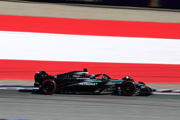 F1 Grand Prix of Austria - Qualifying George Russell of Mercedes-AMG Petronas drives during qualifying for the 12th round of the Formula 1 World Championship, WM, Weltmeisterschaft at the Red Bull Ring in Spielberg, Styria, Austria, on June 27, 2025. Spielberg Styria Austria  Copyright: xAndreaxDiodatox originalFilename:diodato-formula1250627_np8kg.jpg