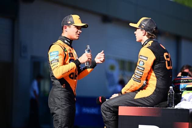 F1 Grand Prix of Austria - Qualifying Lando Norris and Oscar Piastri of the McLaren F1 Team celebrate after qualifying in Spielberg, Styria, Austria, on June 27, 2025, during the 12th round of the Formula 1 World Championship, WM, Weltmeisterschaft Spielberg Styria Austria  Copyright: xAndreaxDiodatox originalFilename:diodato-formula1250627_np53g.jpg