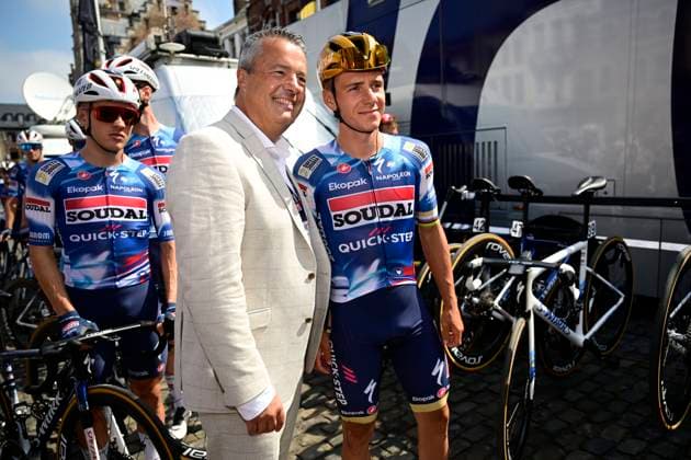 Belgian 2025 National Championship Binche 29 06 2025 BINCHE, BELGIUM - JUNE 29 : Laurent Devin, mayor of Binche and Evenepoel Remco of Soudal Quick-Step during the Men Elite cycling road race of the Belgian National Championships 2025 an UCI National Championships cycling race of 230 km with start in Binche and finish in Binche on June 29, 2025 in Binche, Belgium, 29 06 2025 ( Motordriver Guy De Vuyst - Binche Belgium  Copyright: xNicoxVereeckenx