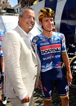 Belgian 2025 National Championship Binche 29 06 2025 BINCHE, BELGIUM - JUNE 29 : Laurent Devin, mayor of Binche and Evenepoel Remco of Soudal Quick-Step during the Men Elite cycling road race of the Belgian National Championships 2025 an UCI National Championships cycling race of 230 km with start in Binche and finish in Binche on June 29, 2025 in Binche, Belgium, 29 06 2025 ( Motordriver Guy De Vuyst - Binche Belgium  Copyright: xNicoxVereeckenx
