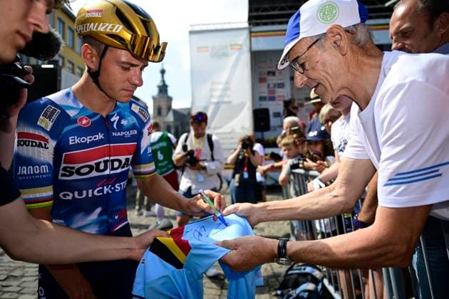 Belgian 2025 National Championship Binche 29 06 2025 BINCHE, BELGIUM - JUNE 29 : Evenepoel Remco of Soudal Quick-Step during the Men Elite cycling road race of the Belgian National Championships 2025 an UCI National Championships cycling race of 230 km with start in Binche and finish in Binche on June 29, 2025 in Binche, Belgium, 29 06 2025 ( Motordriver Guy De Vuyst - Binche Belgium  Copyright: xNicoxVereeckenx