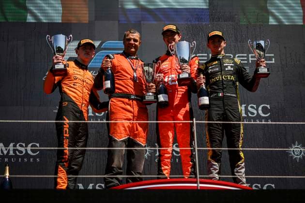 AUTO - FORMULA 2 2025 - AUSTRIA VERSCHOOR Ricard (nld), MP Motorsport, Dallara F2 2024, portrait FORNAROLI Leonardo (ita), Invicta Racing, Dallara F2 2024, portrait DUNNE Alex (irl), Rodin Motorsport, Dallara F2 2024, portrait podium during the 7th round of the 2025 FIA Formula 2 Championship from June 27 to 29, 2025 on the Red Bull Ring, in Spielberg, Austria - SpielbergAustria  Copyright: xXavixBonillax