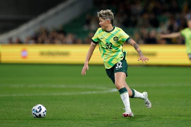 SOCCER AUSTRALIA SLOVENIA, Michelle Heyman of Australia runs the ball during the Women s friendly international soccer match between Australia and Slovenia at HBF Park in Perth, Sunday, June 29, 2025. ( NO ARCHIVING, EDITORIAL USE ONLY PERTH WESTERN AUSTRALIA AUSTRALIA  Copyright: xRICHARDxWAINWRIGHTx 20250629116129567388