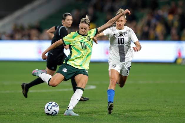 SOCCER AUSTRALIA SLOVENIA, Alanna Kennedy of of Australia has a shot on goalduring the Women s friendly international soccer match between Australia and Slovenia at HBF Park in Perth, Sunday, June 29, 2025. ( NO ARCHIVING, EDITORIAL USE ONLY PERTH WESTERN AUSTRALIA AUSTRALIA  Copyright: xRICHARDxWAINWRIGHTx 20250629178059990492