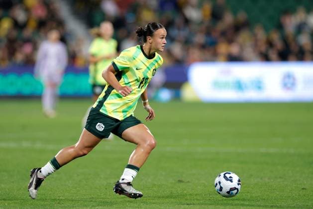 SOCCER AUSTRALIA SLOVENIA, Amy Sayer of of Australia runs the ball during the Women s friendly international soccer match between Australia and Slovenia at HBF Park in Perth, Sunday, June 29, 2025. ( NO ARCHIVING, EDITORIAL USE ONLY PERTH WESTERN AUSTRALIA AUSTRALIA  Copyright: xRICHARDxWAINWRIGHTx 20250629193112787924