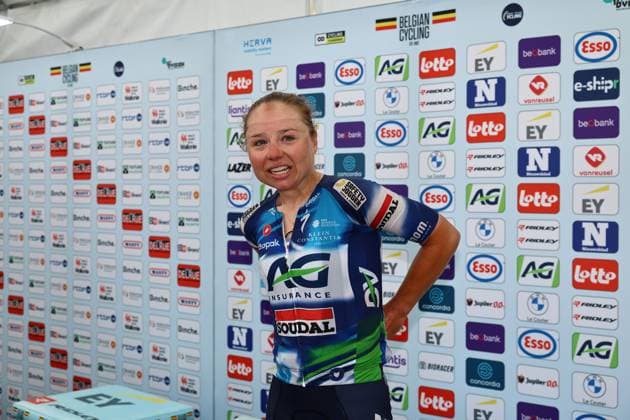 Belgian Justine Ghekiere celebrates after winning the women s elite road race of the Belgian Cycling Championships, 132,8 km from and to the Grand Place square in Binche on Sunday 29 June 2025. DAVIDxPINTENS  x128053554x