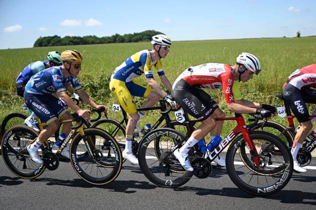 Belgian 2025 National Championship Binche 29 06 2025 BINCHE, BELGIUM - JUNE 29 : De Pooter Dries of Intermarche - Wanty, Evenepoel Remco of Soudal Quick-Step during the Men Elite cycling road race of the Belgian National Championships 2025 an UCI National Championships cycling race of 230 km with start in Binche and finish in Binche on June 29, 2025 in Binche, Belgium, 29 06 2025 Binche Belgium  Copyright: xNicoxVereeckenx