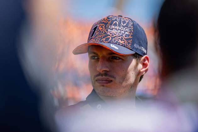Formel 1, GP Österreich in Spielberg, Fahrerparade FORMULA 1 - GP of Austria 2025 SPIELBERG,AUSTRIA,29.JUN.25 - MOTORSPORTS, FORMULA 1 - Grand Prix of Austria, Red Bull Ring, drivers parade. Image shows Max Verstappen (NED Red Bull Racing).  GEPAxpictures xMatthiasxTrinkl