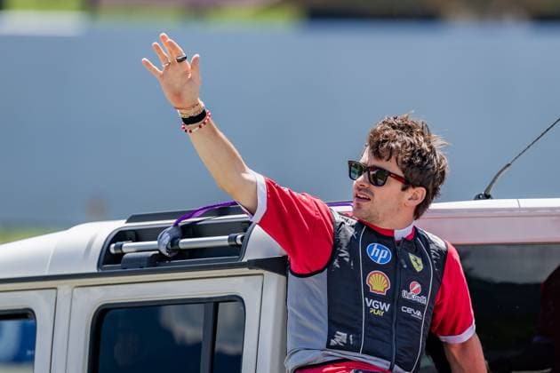Formel 1, GP Österreich in Spielberg, Fahrerparade FORMULA 1 - GP of Austria 2025 SPIELBERG,AUSTRIA,29.JUN.25 - MOTORSPORTS, FORMULA 1 - Grand Prix of Austria, Red Bull Ring, drivers parade. Image shows Charles Leclerc (MON Ferrari).  GEPAxpictures xMatthiasxTrinkl