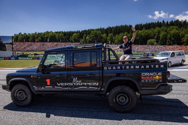 Formel 1, GP Österreich in Spielberg, Fahrerparade FORMULA 1 - GP of Austria 2025 SPIELBERG,AUSTRIA,29.JUN.25 - MOTORSPORTS, FORMULA 1 - Grand Prix of Austria, Red Bull Ring, drivers parade. Image shows Max Verstappen (NED Red Bull Racing).  GEPAxpictures xMatthiasxTrinkl