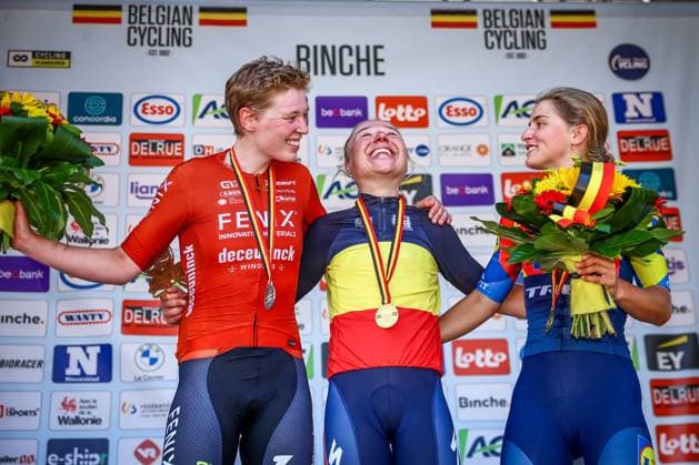 Belgian Fien Van Eynde of Fenix-Deceuninck Development Team, Belgian Justine Ghekiere of AG Insurance-Soudal Team and Belgian Fleur Moors of Lidl-Trek pictured on the podium after the women s elite road race of the Belgian Cycling Championships, 132,8 km from and to the Grand Place square in Binche on Sunday 29 June 2025. DAVIDxPINTENS  x128054413x