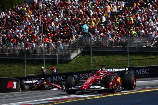 F1 - AUSTRIAN GRAND PRIX 2025 16 LECLERC Charles (mco), Scuderia Ferrari SF-25, action and 44 HAMILTON Lewis (gbr), Scuderia Ferrari SF-25, action during the Formula 1 MSC Cruises Austrian Grand Prix 2025, 11th round of the 2025 FIA Formula One World Championship, WM, Weltmeisterschaft from June 27 to 29, 2025 on the Red Bull Ring, in Spielberg, Austria - SpielbergAustria Copyright: xXavixBonillax