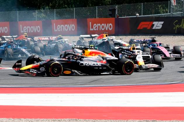 29 06 2025, xsvx, Motorsport FIA Formula 1, Austrian Grand Prix v l Accident between Andrea Kimi Antonelli Mercedes AMG Petronas starting number 12 and Max Verstappen Oracle Red Bull Racing starting number 1 FIA REGULATIONS PROHIBIT ANY USE OF PHOTOGRAPHS as IMAGE SEQUENCES and or QUASI VIDEO Zeltweg Spielberg