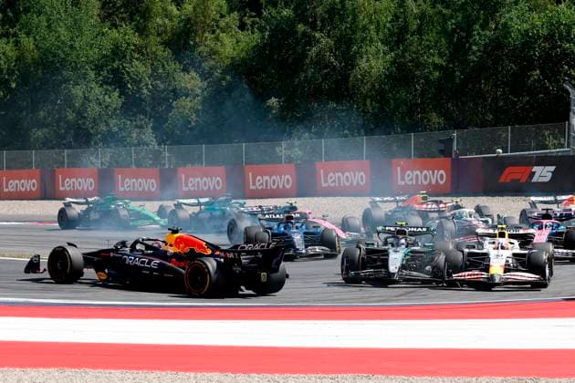 29 06 2025, xsvx, Motorsport FIA Formula 1, Austrian Grand Prix v l Accident between Andrea Kimi Antonelli Mercedes AMG Petronas starting number 12 and Max Verstappen Oracle Red Bull Racing starting number 1 FIA REGULATIONS PROHIBIT ANY USE OF PHOTOGRAPHS as IMAGE SEQUENCES and or QUASI VIDEO Zeltweg Spielberg