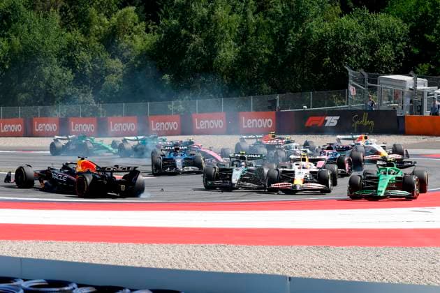 29 06 2025, xsvx, Motorsport FIA Formula 1, Austrian Grand Prix v l Accident between Andrea Kimi Antonelli Mercedes AMG Petronas starting number 12 and Max Verstappen Oracle Red Bull Racing starting number 1 FIA REGULATIONS PROHIBIT ANY USE OF PHOTOGRAPHS as IMAGE SEQUENCES and or QUASI VIDEO Zeltweg Spielberg