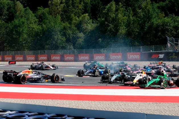 29 06 2025, xsvx, Motorsport FIA Formula 1, Austrian Grand Prix v l Accident between Andrea Kimi Antonelli Mercedes AMG Petronas starting number 12 and Max Verstappen Oracle Red Bull Racing starting number 1 FIA REGULATIONS PROHIBIT ANY USE OF PHOTOGRAPHS as IMAGE SEQUENCES and or QUASI VIDEO Zeltweg Spielberg
