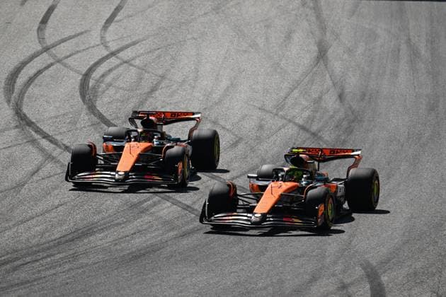 F1 - AUSTRIAN GRAND PRIX 2025 04 NORRIS Lando (gbr), McLaren F1 Team MCL39, action and 81 PIASTRI Oscar (aus), McLaren F1 Team MCL39, action during the Formula 1 MSC Cruises Austrian Grand Prix 2025, 11th round of the 2025 FIA Formula One World Championship, WM, Weltmeisterschaft from June 27 to 29, 2025 on the Red Bull Ring, in Spielberg, Austria - SpielbergAustria Copyright: xALBERTOxVIMERCATIx