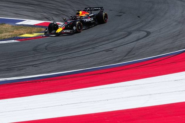 F1 - AUSTRIAN GRAND PRIX 2025 01 VERSTAPPEN Max (nld), Red Bull Racing RB21, action during the Formula 1 MSC Cruises Austrian Grand Prix 2025, 11th round of the 2025 FIA Formula One World Championship, WM, Weltmeisterschaft from June 27 to 29, 2025 on the Red Bull Ring, in Spielberg, Austria - SpielbergAustria  Copyright: xFLORENTxGOODENx