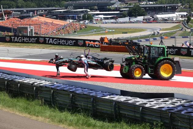 29 06 2025, Red Bull Ring, Spielberg, Formula 1 Grand Prix of Austria 2025 , in the picture accident between Andrea Kimi Antonelli ITA , Mercedes AMG Petronas Formula One Team and Max Verstappen NLD , Oracle Red Bull Racing, both drivers retire Photo by Alessandro Martellotta Hasan Bratic DeFodi Images