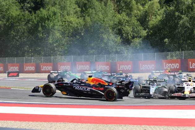 Max Verstappen Oracle Red Bull Racing, 01 , Andrea Kimi Antonelli Mercedes AMG Petronas Formula One Team, 12 , Accident, Race, Race, Grand Prix of Austria, Motorsport, Men, Formula 1, 29 06 2025 Spielberg Styria Austria Copyright: xkolbert-press AnnikaxGrafx
