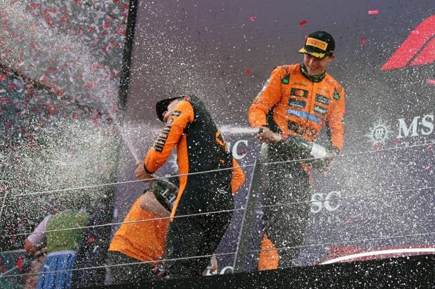 Formula 1 Grand Prix of Austria 2025 Formula 1 Grand Prix of Austria 2025 Red Bull Ring June 27 29, 2025 FIA Formula 1 World Championship Grand Prix of Austria 2025 In the picture Champagne shower Lando Norris GBR and Oscar Piastri AUS Copyright: xBEAUTIFULxSPORTS Bernhardtx