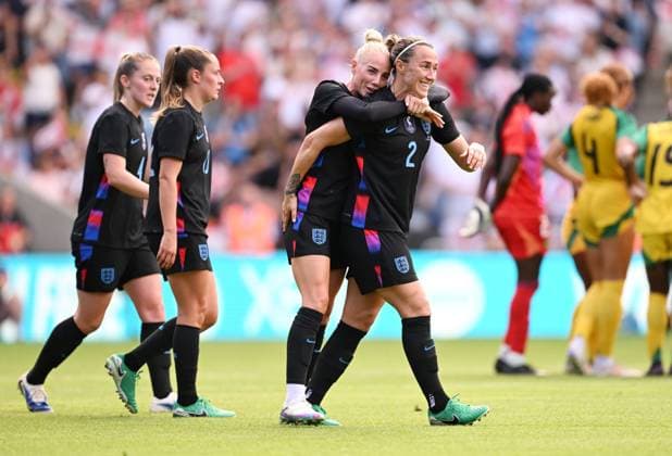 Lucy Bronze of England celebrates with Alex Greenwood after scoring the team s second goal England Women v Jamaica Women, International Friendly, Länderspiel, Nationalmannschaft Football, King Power Stadium, Leicester, UK - 29 Jun 2025Leicester King Power Stadium United Kingdom EDITORIAL USE ONLY No use with unauthorised audio, video, data, fixture lists, club league logos or live services. Online in-match use limited to 120 images, no video emulation. No use in betting, games or single club league player publications. Copyright: xAnnaxGowthorpe Shutterstockx 15377185w