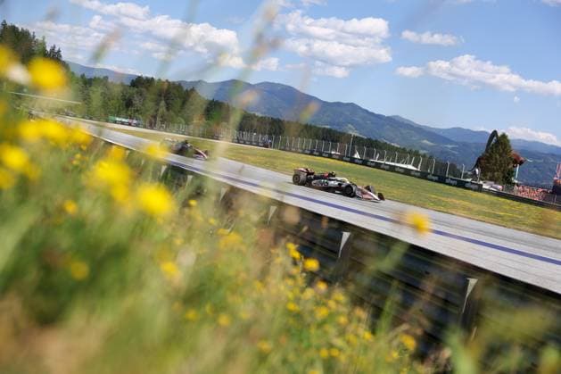 Oliver Bearman MoneyGram Haas F1 Team, 87 , Pierre Gasly BWT Alpine F1 Team, 10 , Race, Race, Grand Prix of Austria, Motorsport, Men, Formula 1, 29 06 2025 Spielberg Styria Austria Copyright: xkolbert-press AnnikaxGrafx
