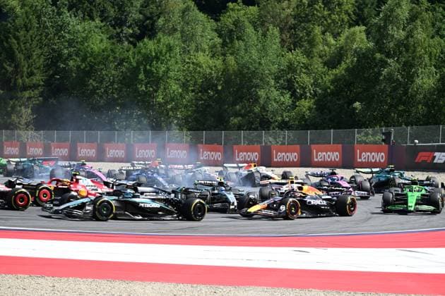 Formula 1 Grand Prix of Austria 2025 29 06 2025, Red Bull Ring, Spielberg, Formula 1 Grand Prix of Austria 2025 , in the picture accident between Andrea Kimi Antonelli ITA , Mercedes AMG Petronas Formula One Team and Max Verstappen NLD , Oracle Red Bull Racing, both drivers retire nordphotoxGmbHx xBratic nph00250