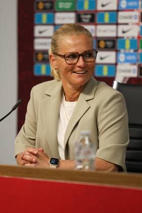 England Women v Jamaica Women England Women Manager Sarina Wiegman looks happy speaking at the full time press conference, PK, Pressekonferenz during the England Women v Jamaica Women Friendly international match, Länderspiel, Nationalmannschaft at the King Power Stadium, Leicester, England, United Kingdom on 29 June 2025 Credit: Sally Rawlins Every Second Media Editorial use only. All images are copyright Every Second Media Limited. No images may be reproduced without prior permission. Copyright: xIMAGO EveryxSecondxMediax ESM-1513-0032 SallyxRawlinsx xEveryxSecondxMediax