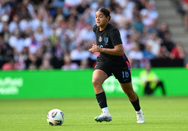 Jess Carter of England England Women v Jamaica Women, International Friendly, Länderspiel, Nationalmannschaft Football, King Power Stadium, Leicester, UK - 29 Jun 2025Leicester King Power Stadium United Kingdom EDITORIAL USE ONLY No use with unauthorised audio, video, data, fixture lists, club league logos or live services. Online in-match use limited to 120 images, no video emulation. No use in betting, games or single club league player publications.  Copyright: xAnnaxGowthorpe Shutterstockx 15377185bp
