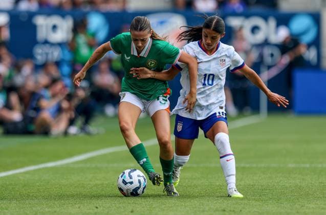 Women s International Friendly, Länderspiel, Nationalmannschaft TQL Stadium, Ohio 29 6 2025 United States vs Republic of Ireland Ireland s Abbie Larkin and USA s Samantha Meza Abbie Larkin and Samantha Meza 29 6 2025  Copyright: x INPHO RyanxByrnex RB1_8281