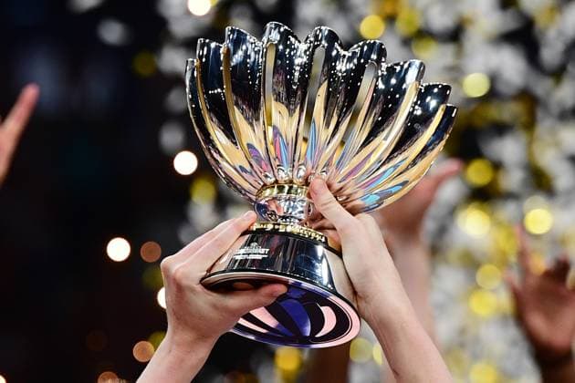 Players of Belgium lift the trophy during the Closing Ceremony of the FIBA Women s EuroBasket 2025 after the Final basketball match between Spain in action against of Belgium held at Peace and Friendship Stadium in Piraeus, Greece, on June 29, 2025. IMAGO ONE INCH PRODUCTIONS PIRAEUS Greece Copyright: xOnexInchxProductionsx 6597330