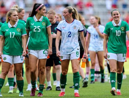 Women s International Friendly, Länderspiel, Nationalmannschaft TQL Stadium, Ohio 29 6 2025 United States vs Republic of Ireland Ireland s Erin Healy and Emily Sams of USA after the match Erin Healy and Emily Sams of USA after the match 29 6 2025  Copyright: x INPHO RyanxByrnex RB1_9887