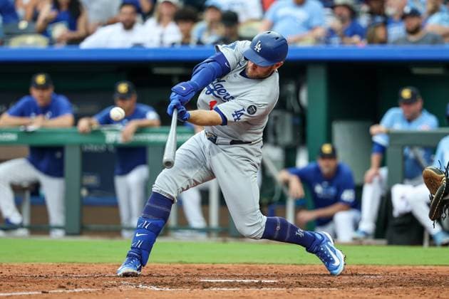 June 29, 2025: Los Angeles Dodgers third baseman Max Muncy (13) hits a double against the Kansas City Royals during the seventh inning at Kauffman Stadium in Kansas City, MO. CSM Kansas City United States of America - ZUMAc04_ 20250629_zma_c04_108 Copyright: xDavidxSmithx