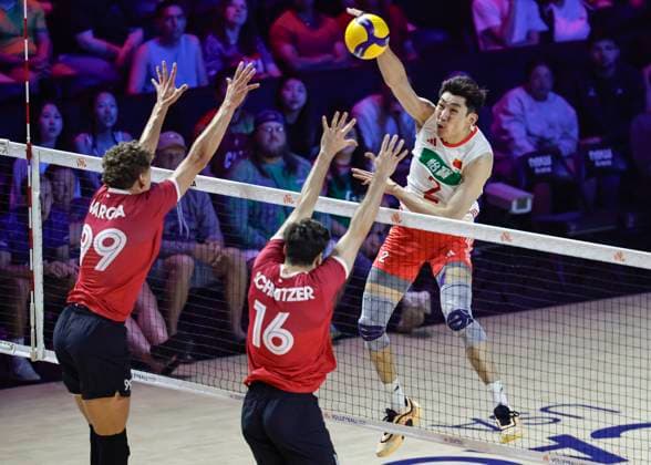 Volleyball, Nations League, China - Canada