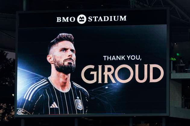 June 29, 2025, Los Angeles, California, USA: Jumbotron displays a farewell message for Olivier Giroud 9 for his last game with the Los Angeles Football Club after their regular season MLS, Fussball Herren, USA game against the Vancouver Whitecaps on Sunday June 29, 2025 at the BMO Stadium in Los Angeles, California. LAFC loses to Whitecaps, 0-1. ARIANA RUIZ PI Los Angeles USA - ZUMAp124 20250629_zaa_p124_059 Copyright: xArianaxRuizx
