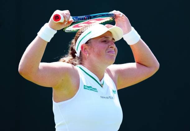 Jelena Ostapenko gestures during her first round match Wimbledon Tennis Championships, Day 1, The All England Lawn Tennis and Croquet Club, London, UK - 30 Jun 2025London The All England Lawn Tennis and United Kingdom  Copyright: xJavierxGarcia Shutterstockx 15378843bi