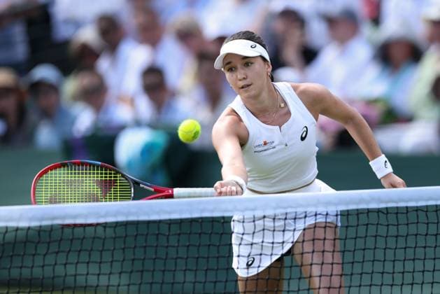 Eva Lys GER , Women Singles, Ladies Singles Tennis Wimbledon 2025 Grand Slam ITF ATP WTA AELTC London Great Britain 30 June 2025 Copyright: xJuergenxHasenkopfx