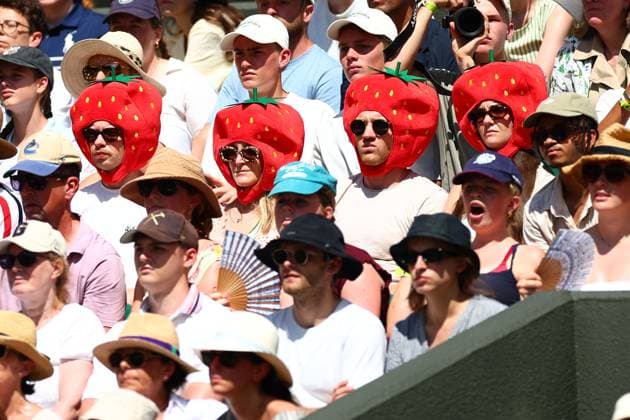 Spectators watch Aryna Sabalenka v Carson Branstine in the first round Wimbledon Tennis Championships, Day 1, The All England Lawn Tennis and Croquet Club, London, UK - 30 Jun 2025London The All England Lawn Tennis and United Kingdom  Copyright: xJamesxMarsh Shutterstockx 15378842cu