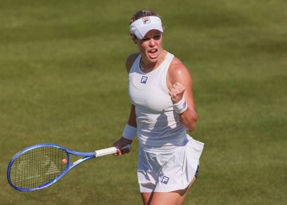 Laura Siegemund makes a fist and cheers, cheers, joy, emotion, Ladies Singles, Ladies Singles Tennis Wimbledon 2025 Grand Slam ITF ATP WTA AELTC London Great Britain 30 June 2025 Copyright: xJuergenxHasenkopfx