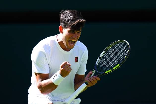 Carlos Alcaraz celebrates during his first round match Wimbledon Tennis Championships, Day 1, The All England Lawn Tennis and Croquet Club, London, UK - 30 Jun 2025London The All England Lawn Tennis and United Kingdom  Copyright: xJavierxGarcia Shutterstockx 15378843gh