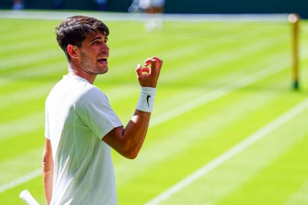 Carlos Alcaraz reacts during his first round match Wimbledon Tennis Championships, Day 1, The All England Lawn Tennis and Croquet Club, London, UK - 30 Jun 2025London The All England Lawn Tennis and United Kingdom  Copyright: xJavierxGarcia Shutterstockx 15378843hs