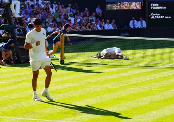 Carlos Alcaraz and Fabio Fognini during their first round match Wimbledon Tennis Championships, Day 1, The All England Lawn Tennis and Croquet Club, London, UK - 30 Jun 2025London The All England Lawn Tennis and United Kingdom  Copyright: xJavierxGarcia Shutterstockx 15378843jm